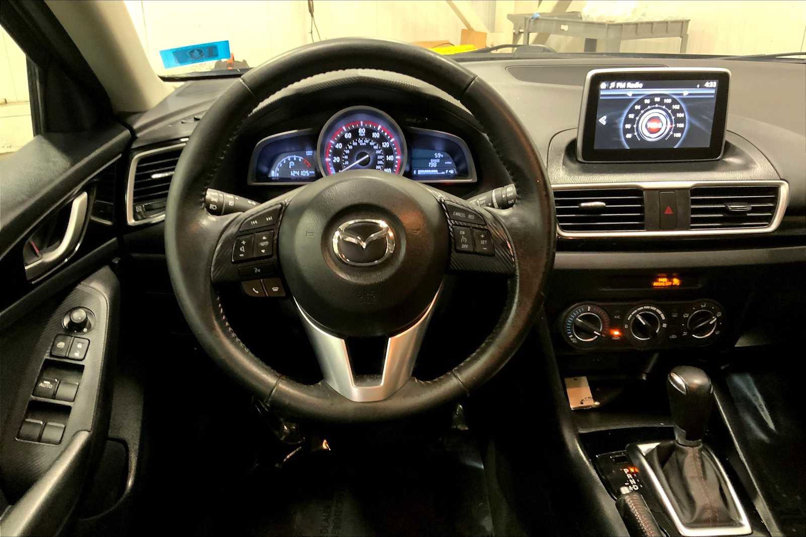 Used 2015 MAZDA MAZDA3 i Touring image 5