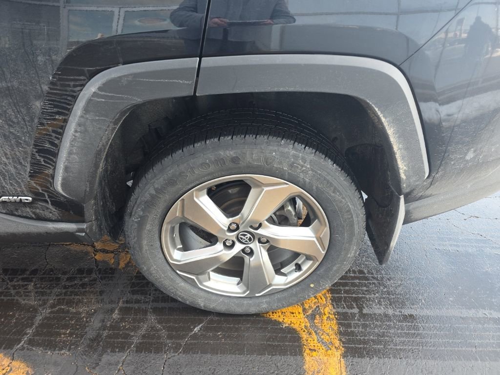 Used 2020 Toyota RAV4 Limited w/ Limited Grade Weather Package image 12