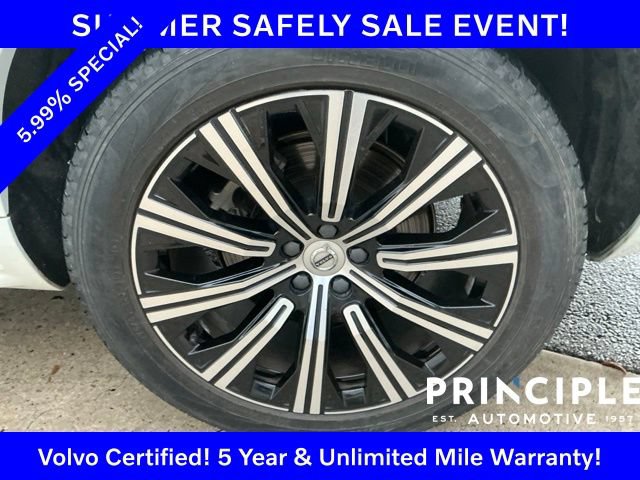 Certified 2024 Volvo XC90 B5 Core AWD/4WD image 13