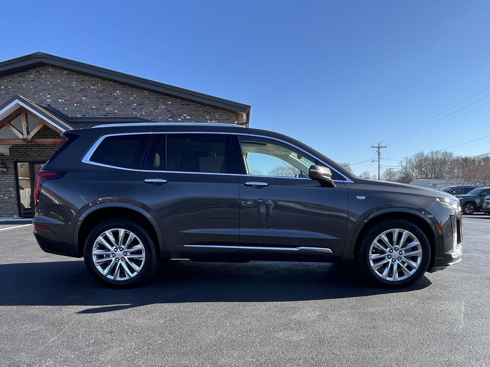 Used 2020 Cadillac XT6 Premium Luxury image 26