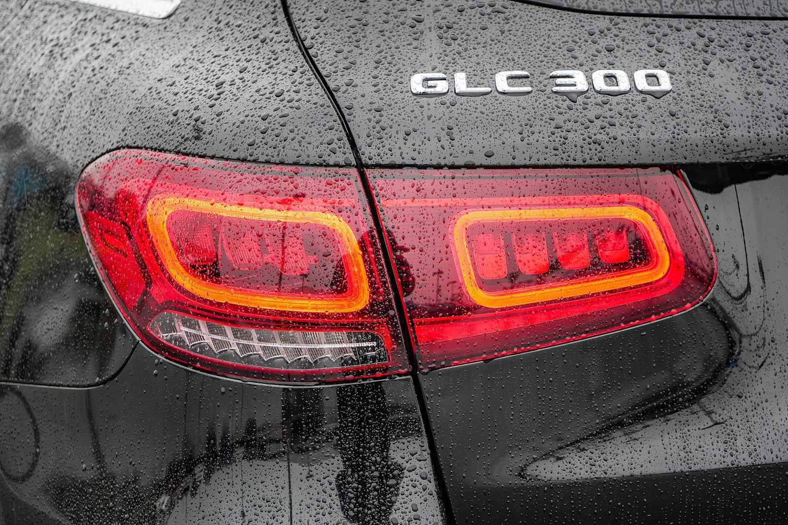 Used 2022 Mercedes-Benz GLC 300 image 9