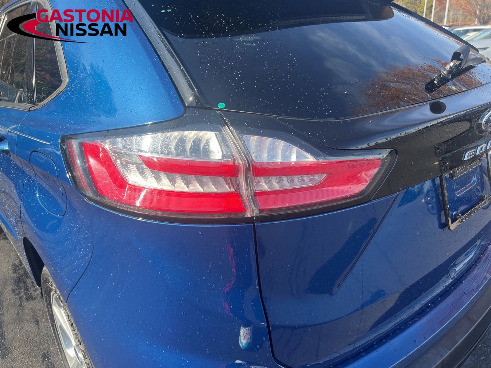 Used 2022 Ford Edge SE image 10