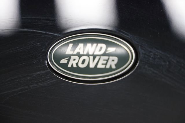 Used 2023 Land Rover Defender 130 SE AWD/4WD image 14