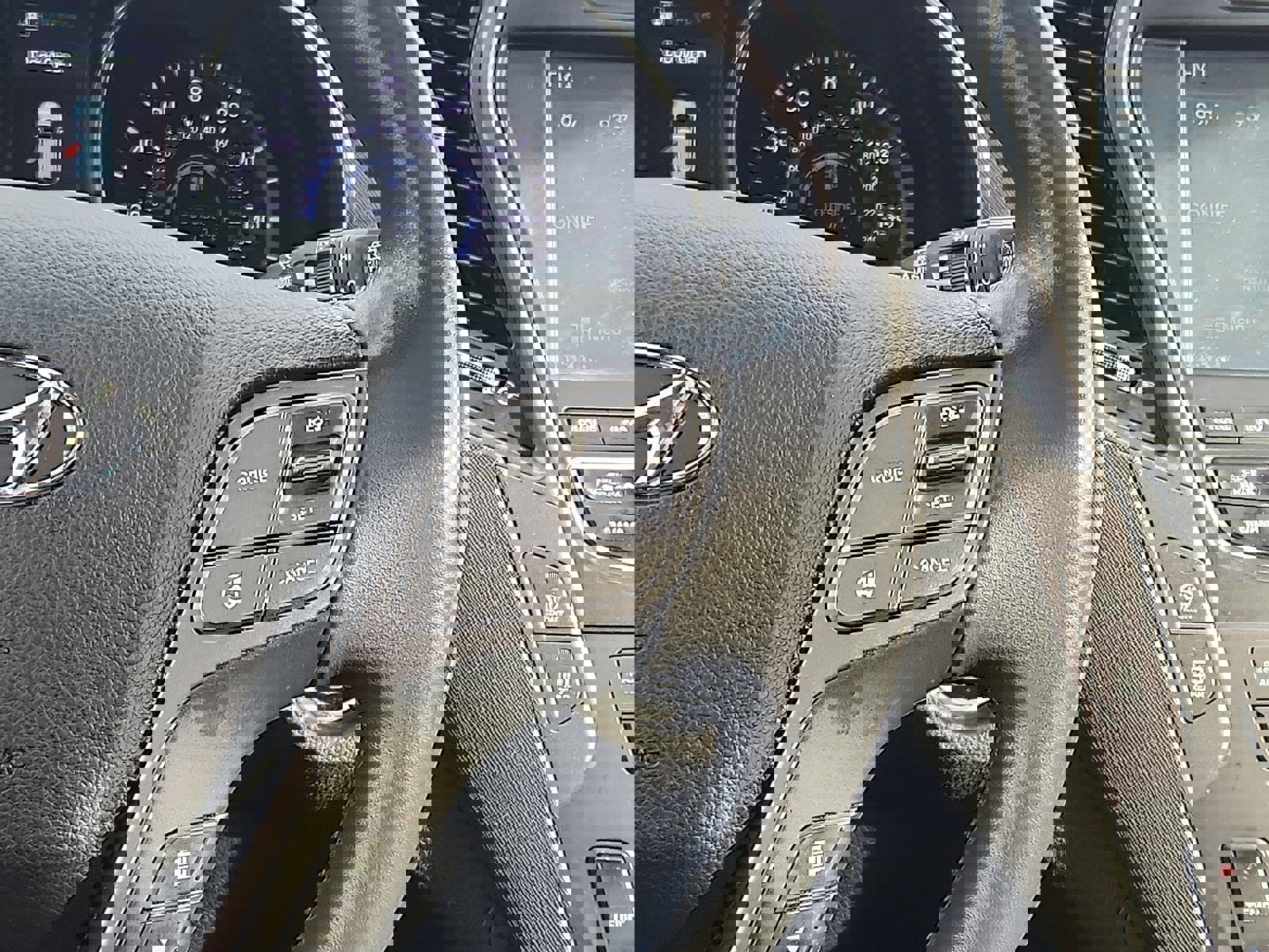 Used 2016 Hyundai Santa Fe Sport 2.0T w/ Option Group 05 image 16