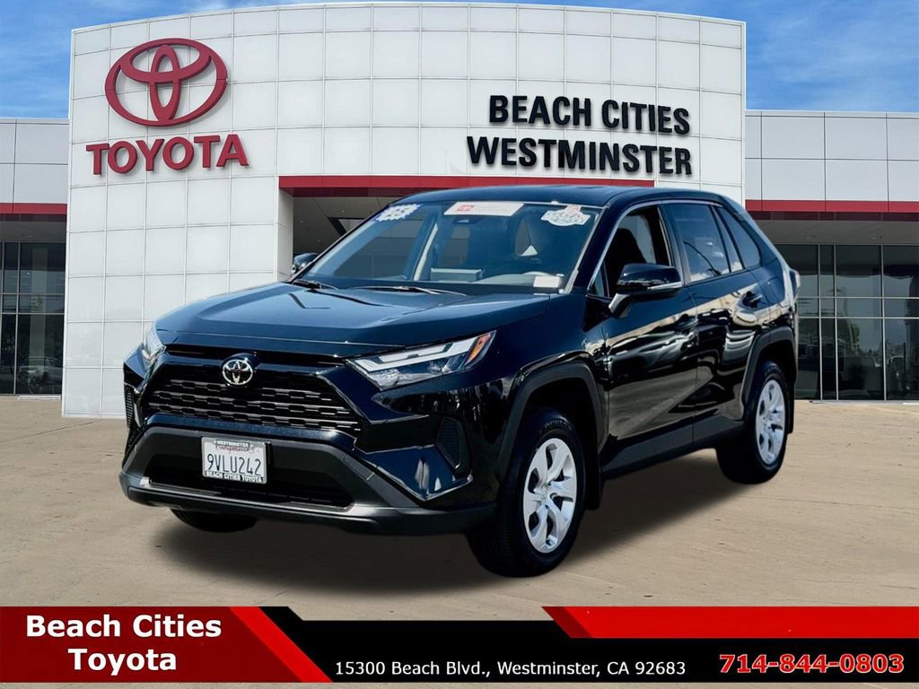 Certified 2025 Toyota RAV4 LE image 6