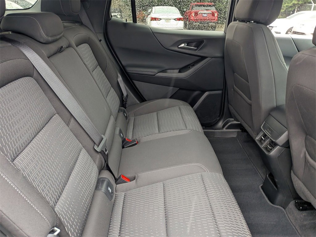 Used 2025 Chevrolet Equinox LT image 29