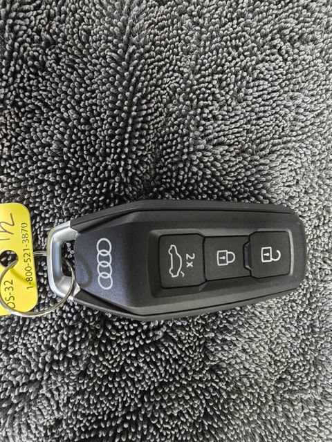 Used 2025 Audi Q5 Premium Plus w/ Premium Plus AWD/4WD image 41