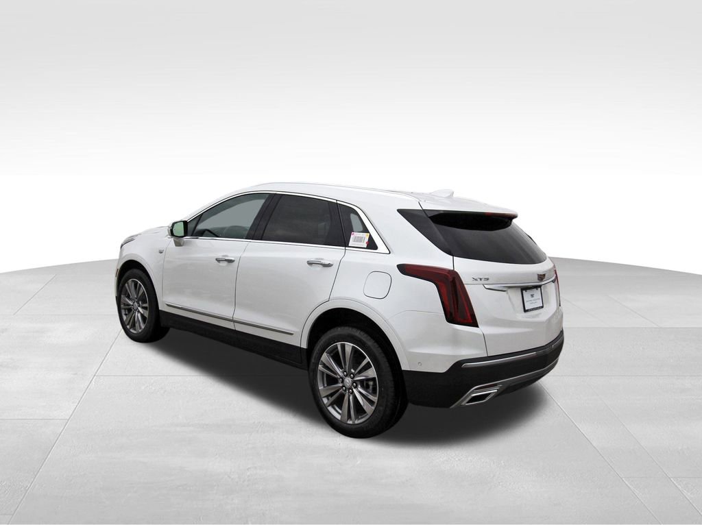 New 2026 Cadillac XT5 Premium Luxury image 3