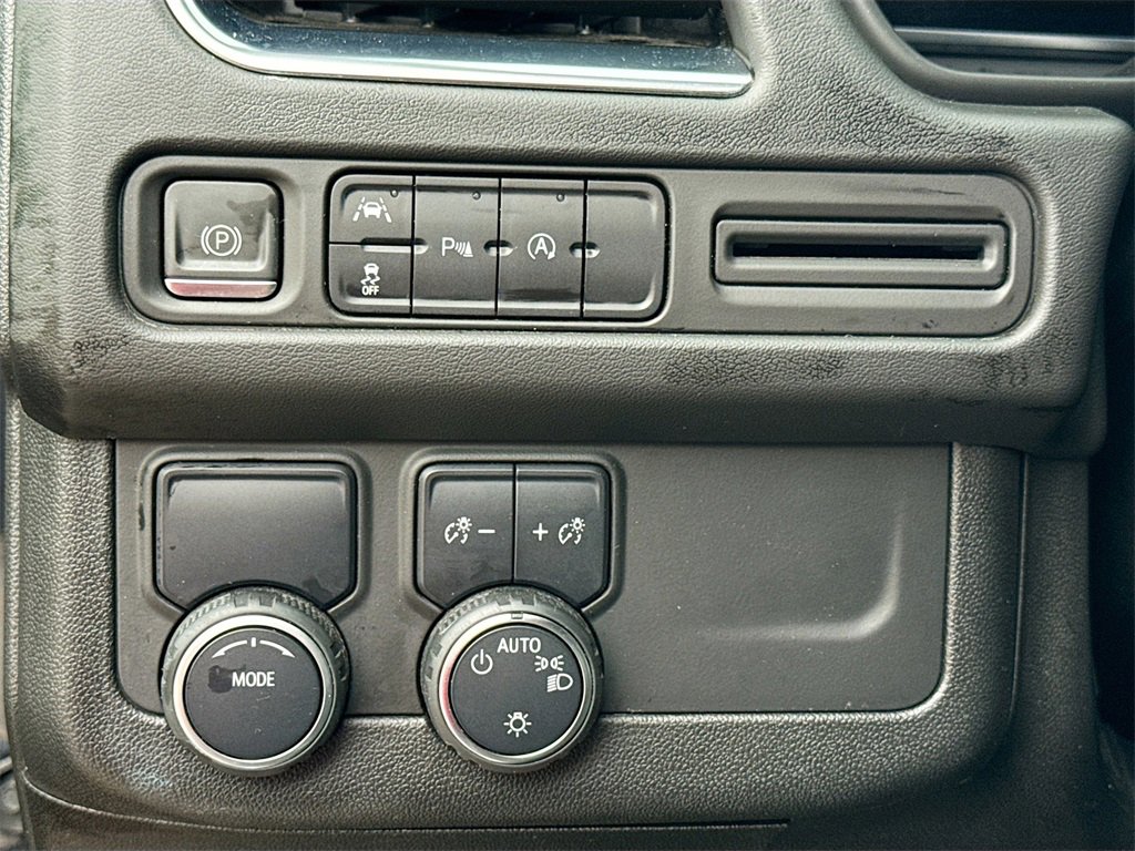 Used 2023 Chevrolet Tahoe Premier image 11