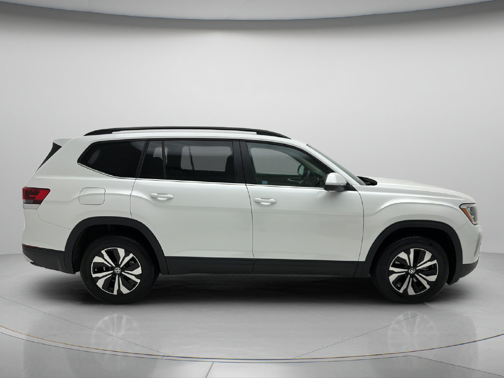 Used 2026 Volkswagen Atlas SE AWD/4WD image 4