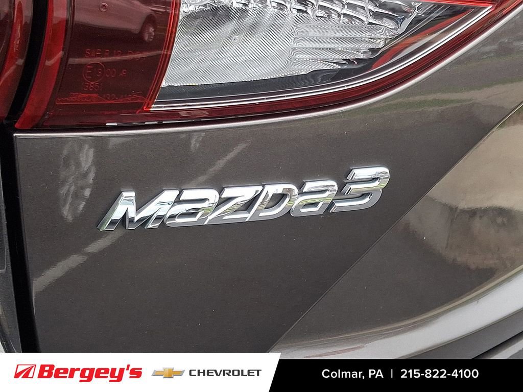 Used 2017 MAZDA MAZDA3 Touring FWD image 33