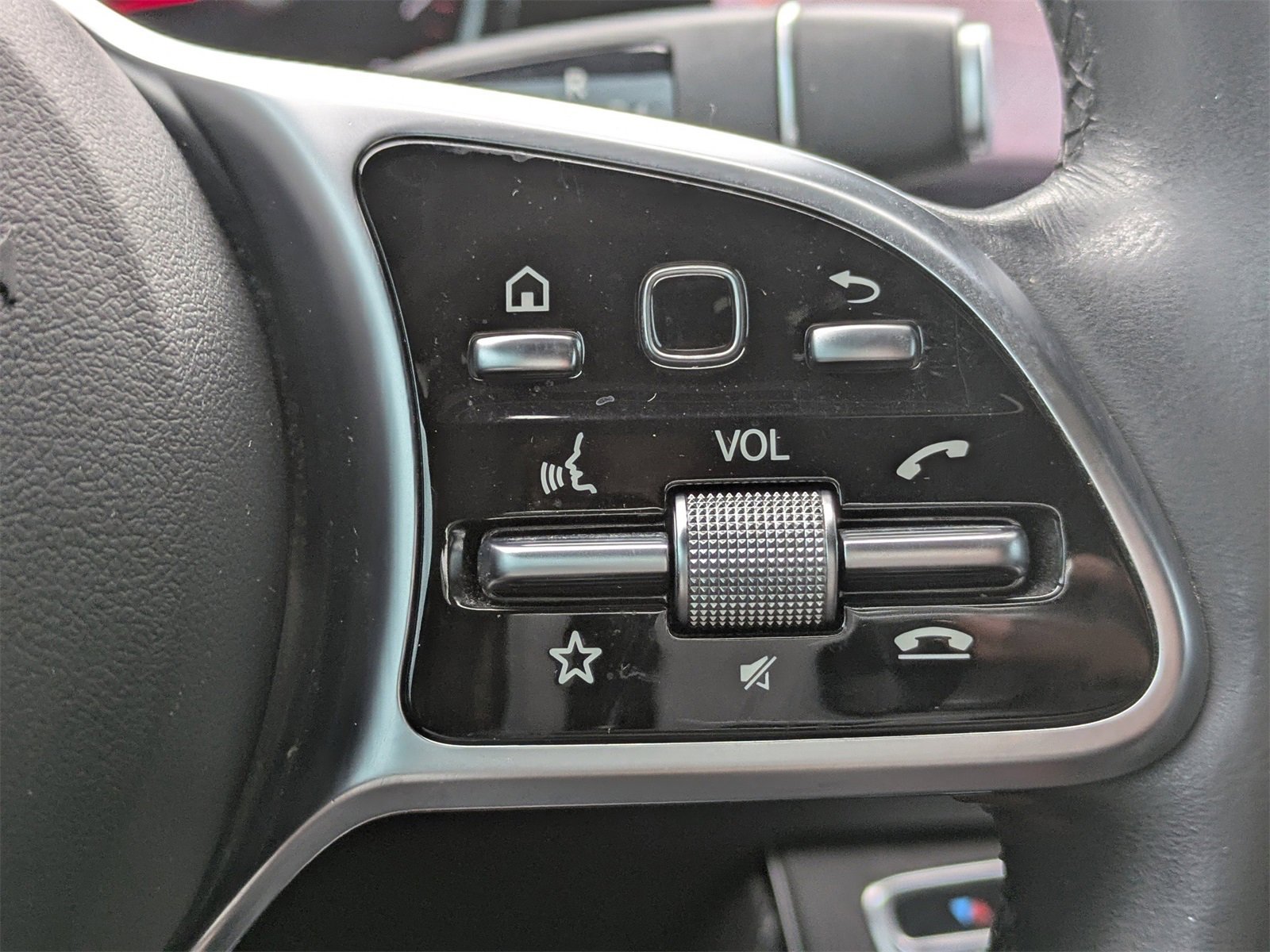 Used 2019 Mercedes-Benz E 300 4MATIC image 38