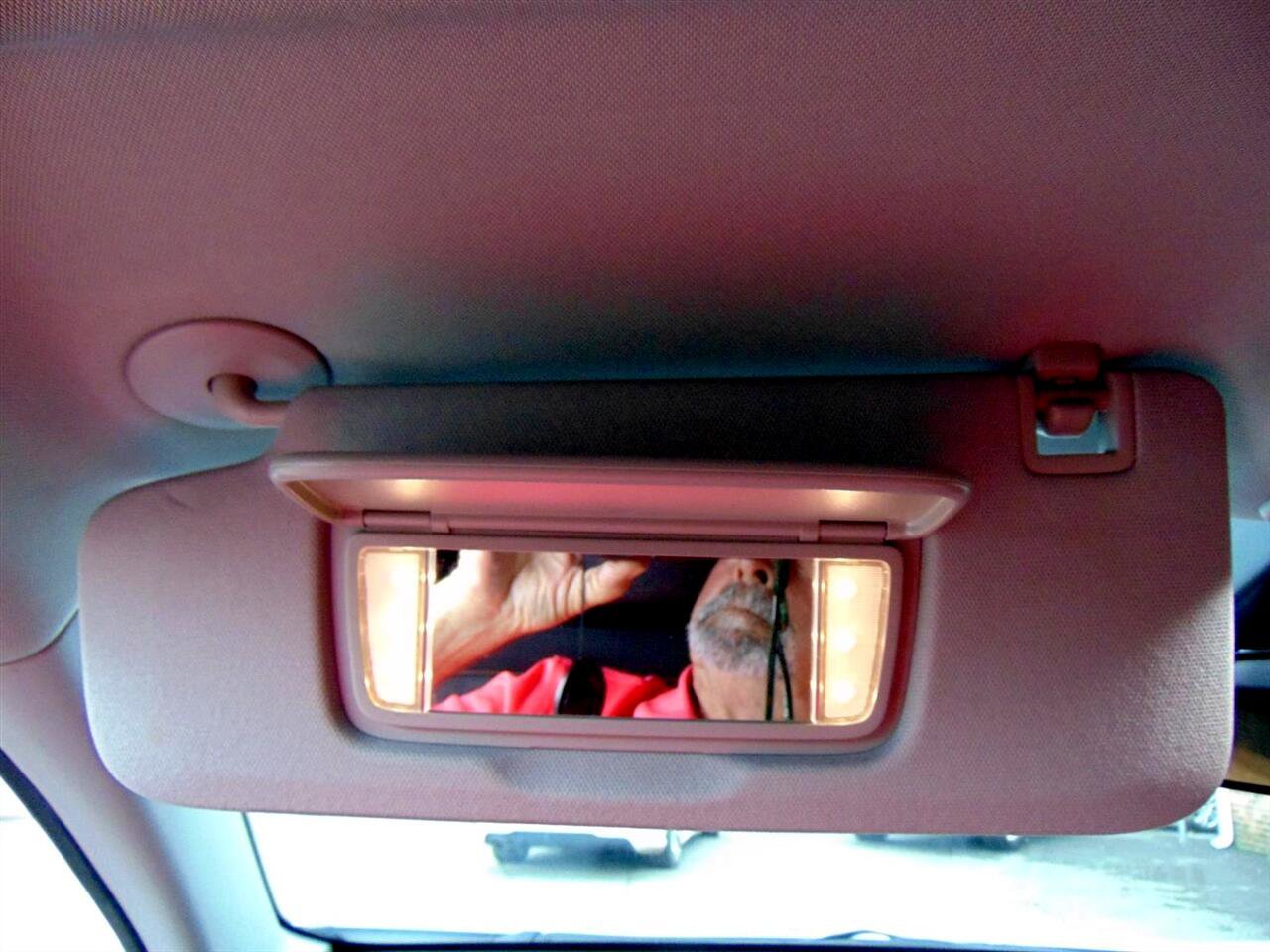 Used 2024 Chevrolet Equinox LT image 24