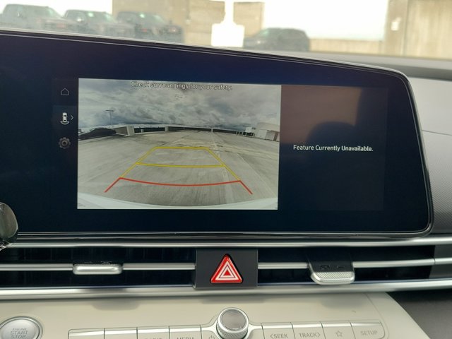 New 2026 Hyundai Elantra Limited FWD image 15
