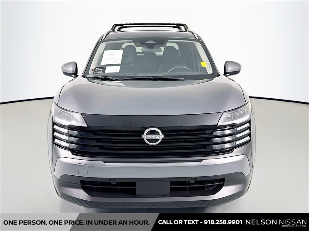 Certified 2025 Nissan Kicks SV w/ SV Premium Package image 2