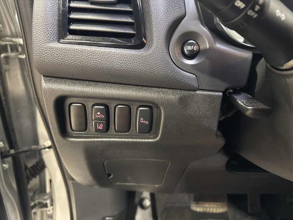 Used 2025 Mitsubishi Outlander Sport ES AWD/4WD image 11