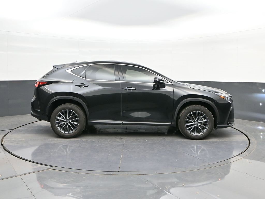 Used 2025 Lexus NX 250 FWD w/ Premium Package image 24