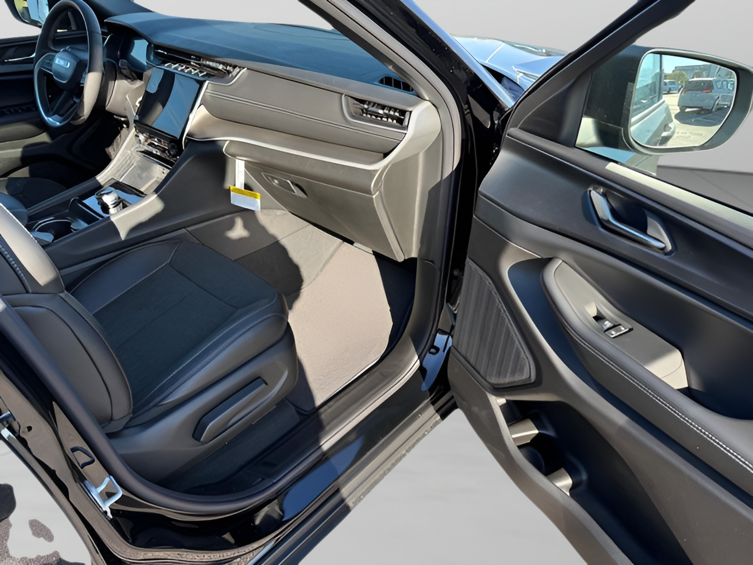 New 2027 Jeep Grand Cherokee Laredo X AWD/4WD image 15
