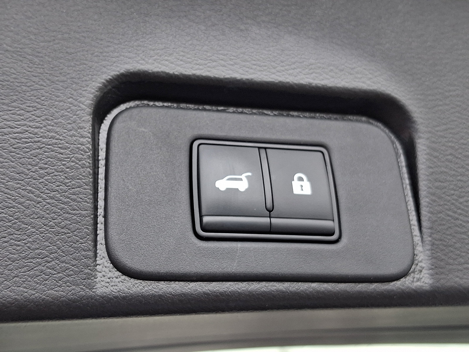 Certified 2023 Nissan Rogue SL AWD/4WD image 31