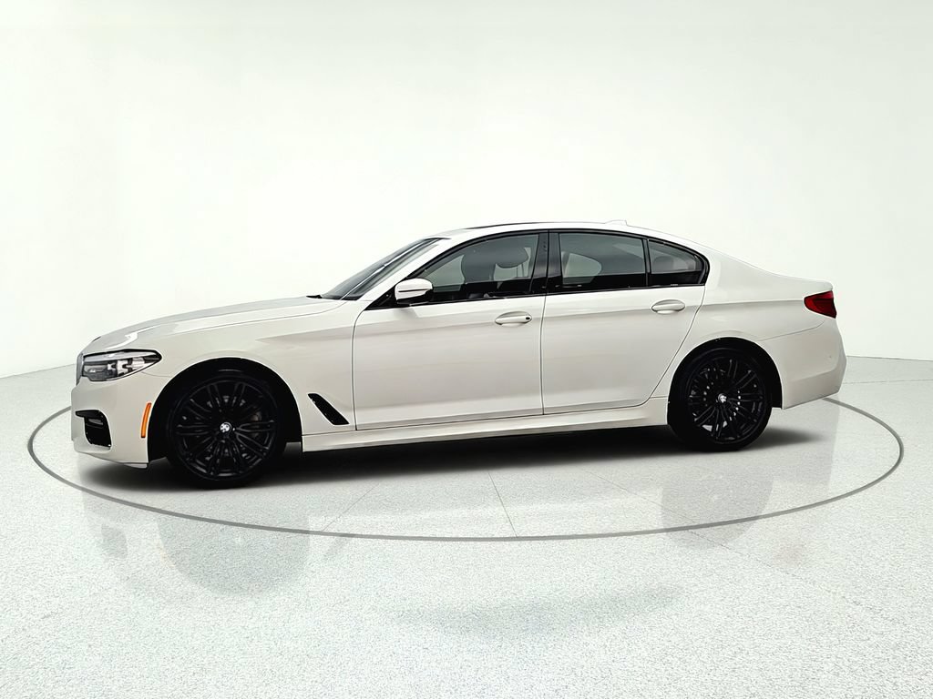 Used 2020 BMW 530i xDrive w/ M Sport Package AWD/4WD image 4