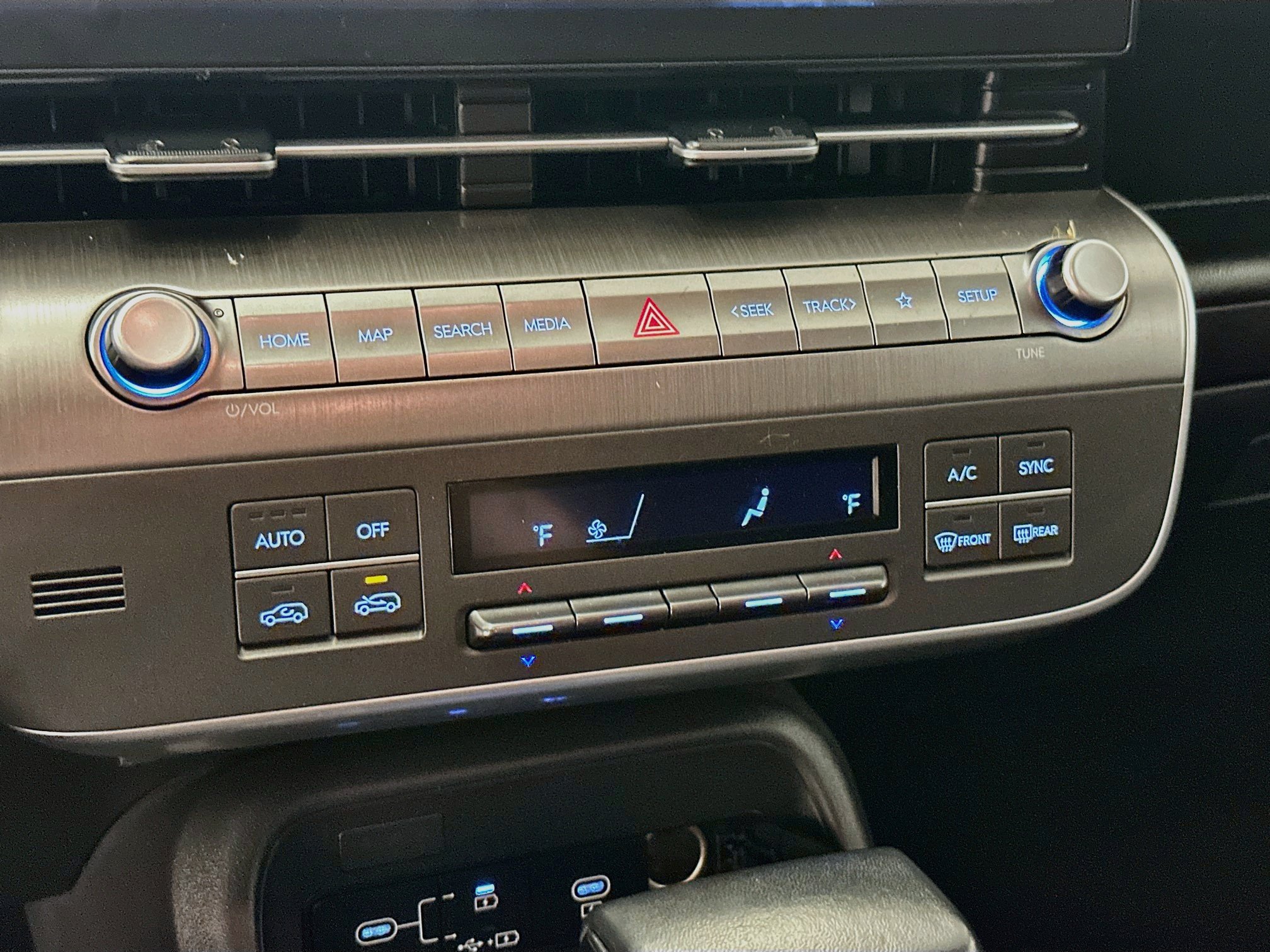 Used 2025 Hyundai Kona SEL AWD/4WD image 23