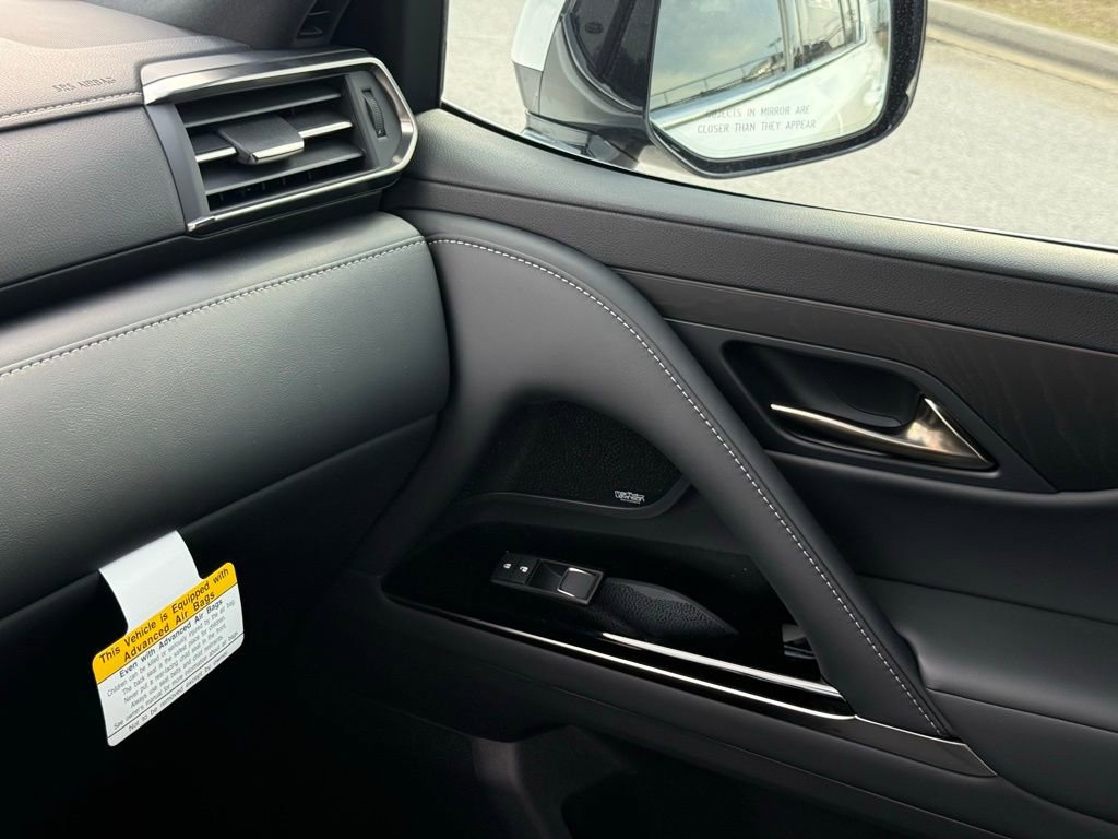 New 2026 Lexus LX 700h Luxury image 36