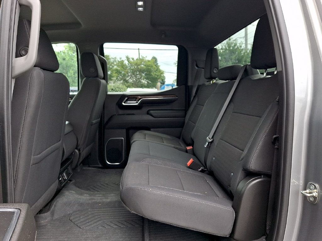 Used 2024 Chevrolet Silverado 1500 RST AWD/4WD image 13