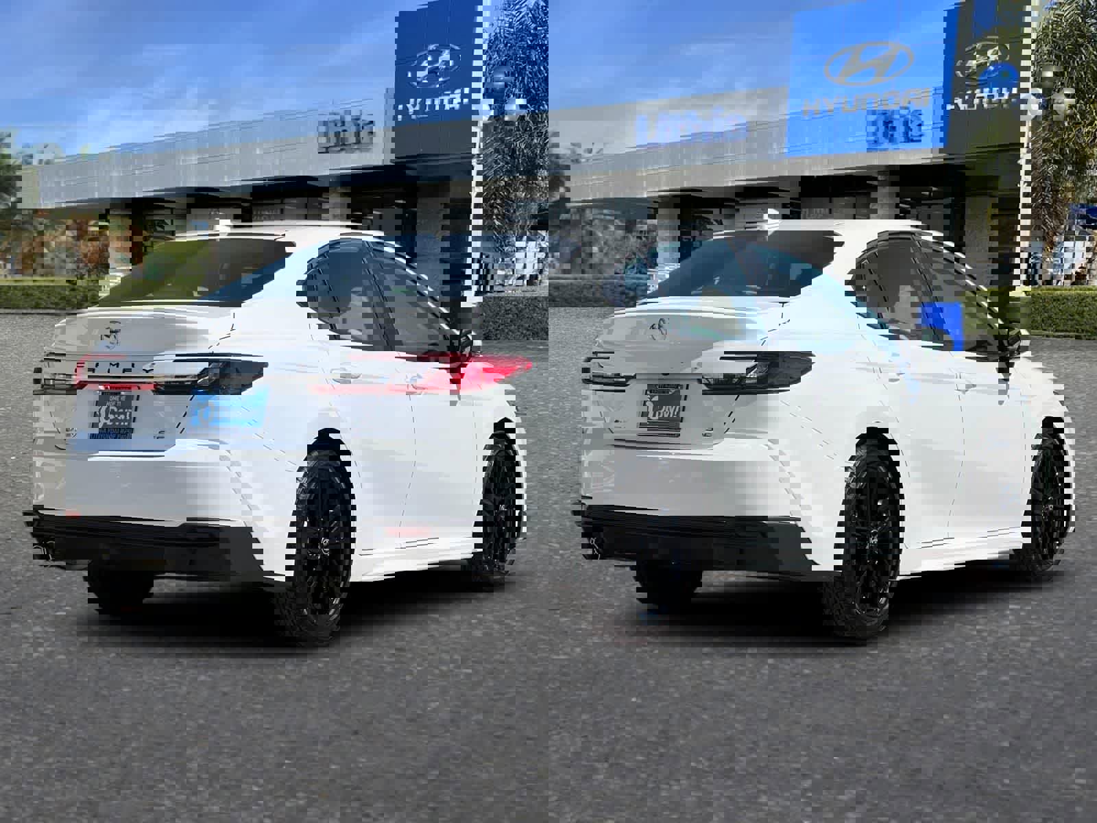 Used 2026 Toyota Camry SE image 3