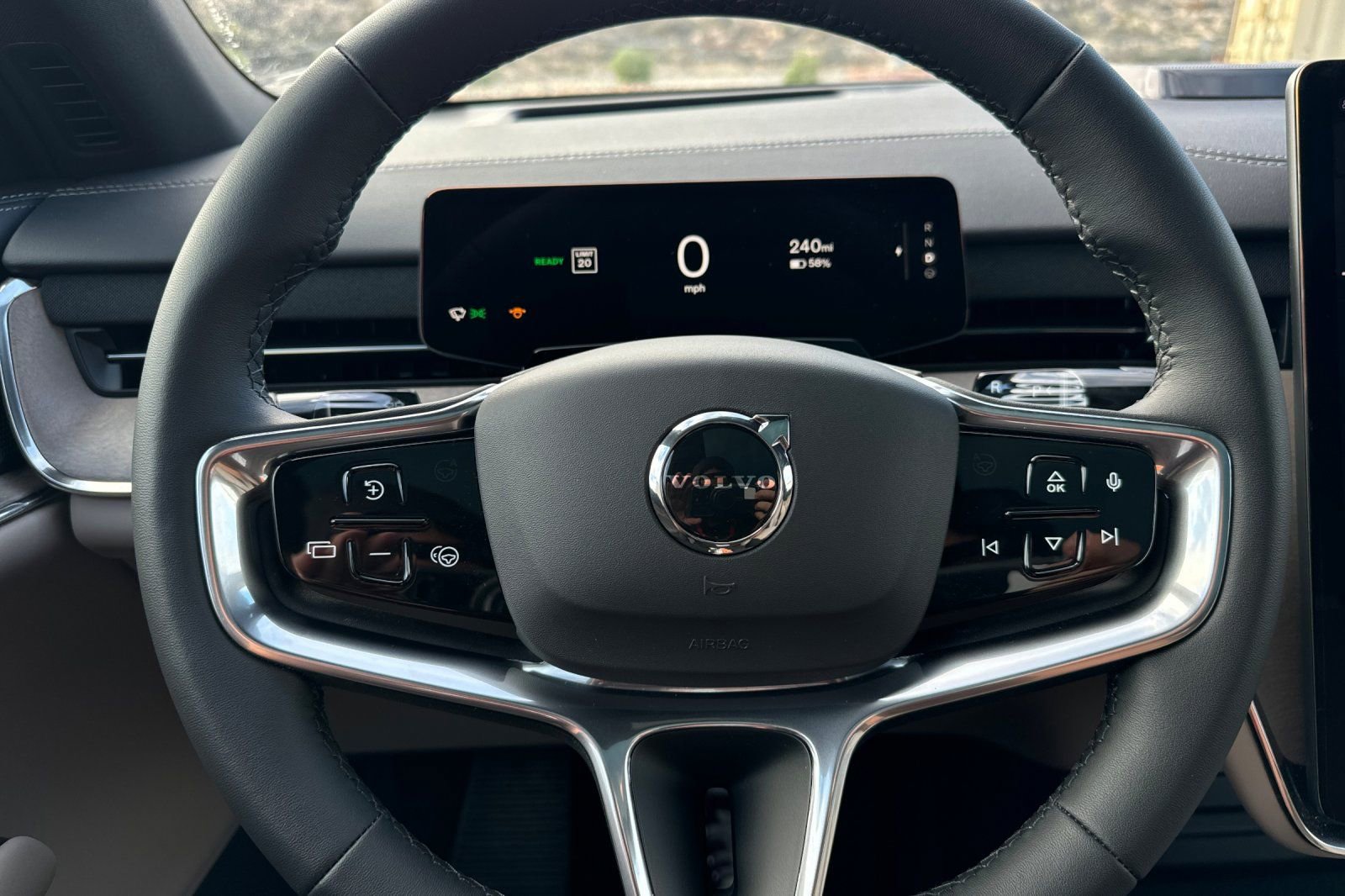 New 2025 Volvo EX90 Ultra AWD/4WD image 21