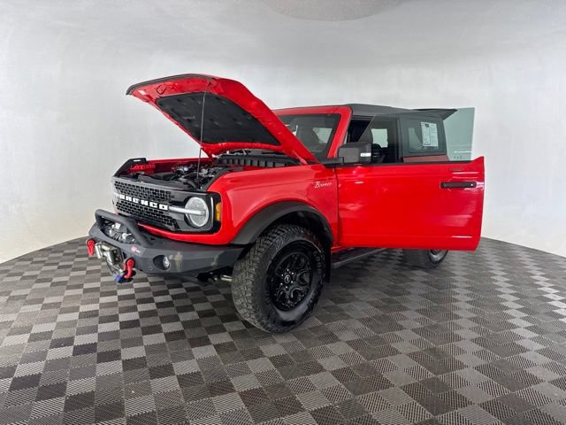 Used 2023 Ford Bronco Wildtrak AWD/4WD image 12