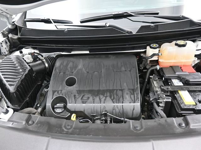 Used 2023 Chevrolet Traverse LT image 31