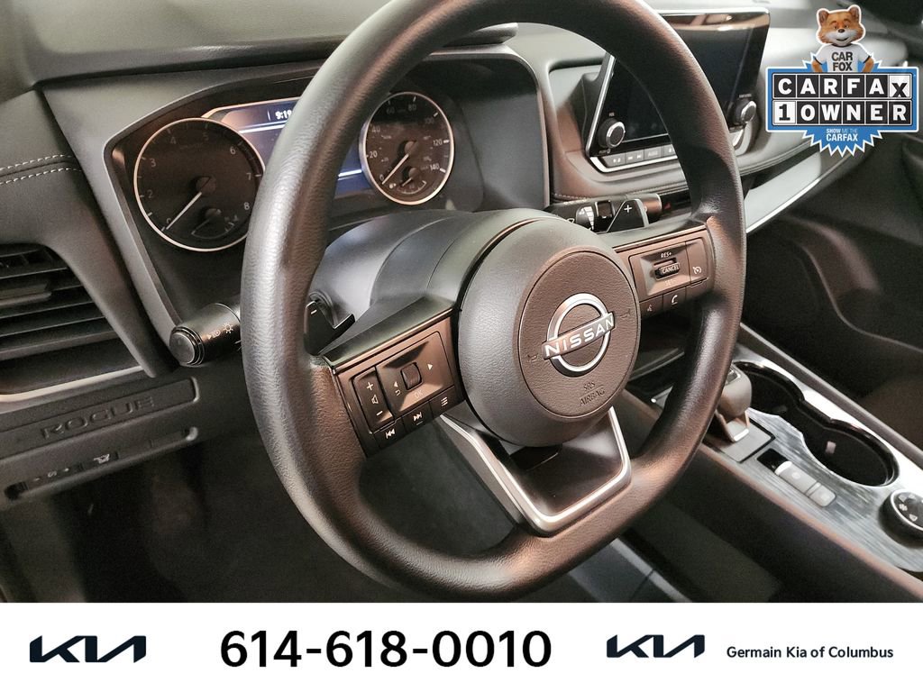 Used 2024 Nissan Rogue S image 18