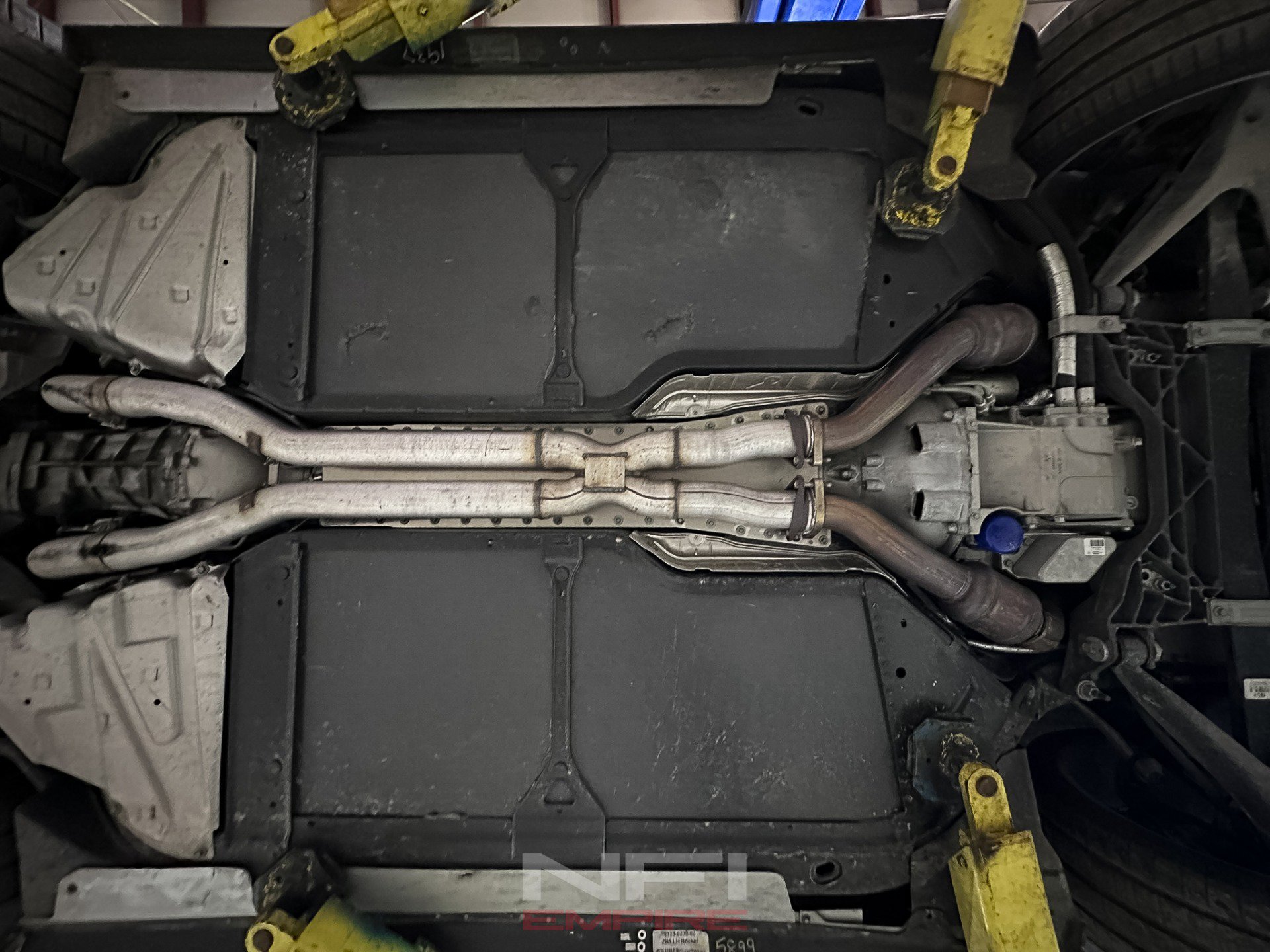 Used 2009 Chevrolet Corvette ZR1 w/ Preferred Equipment Group RWD image 44