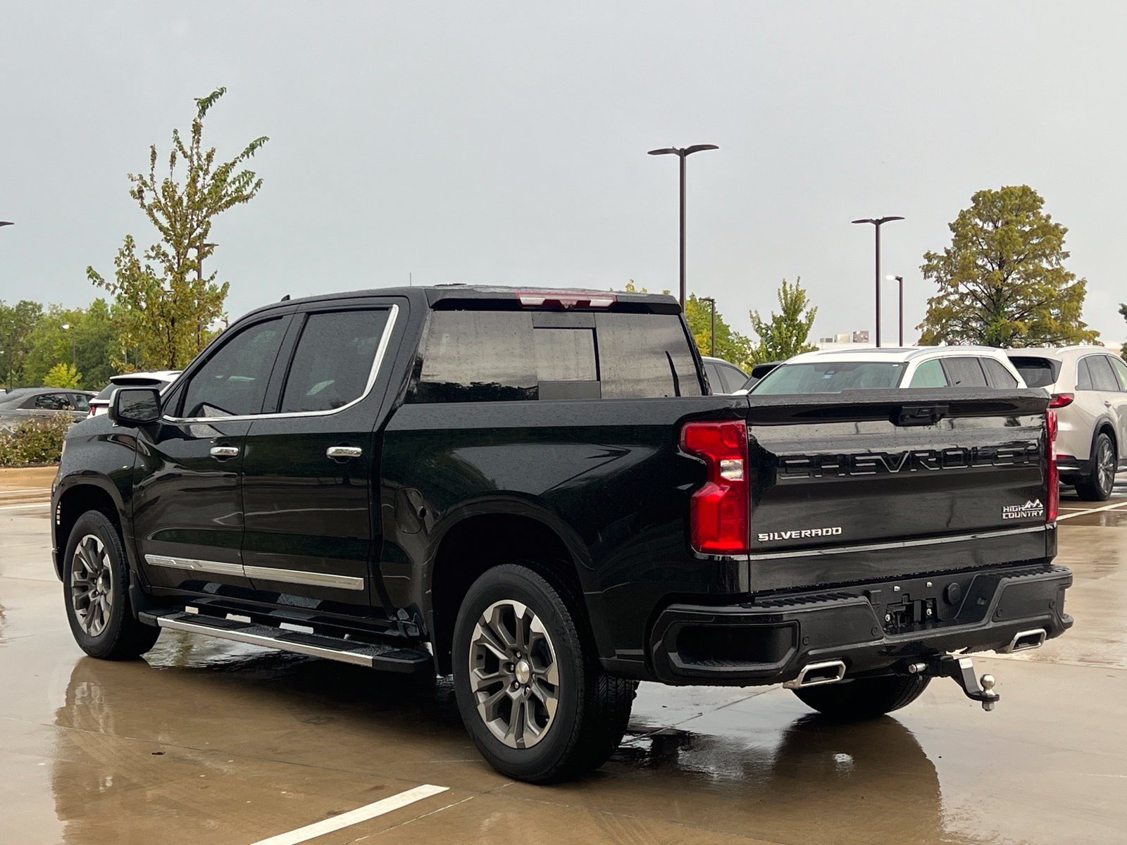 Used 2024 Chevrolet Silverado 1500 High Country w/ Technology Package RWD image 10