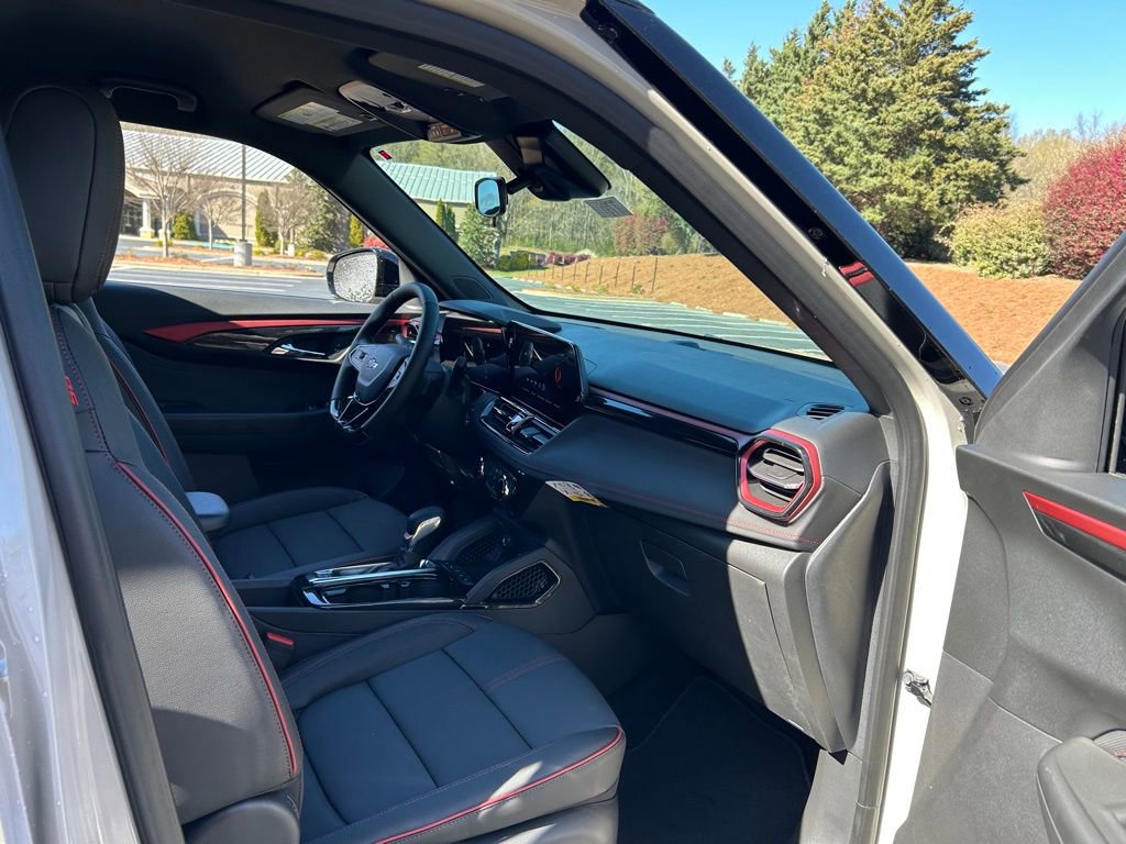 New 2026 Chevrolet TrailBlazer RS w/ Driver Confidence Package image 33