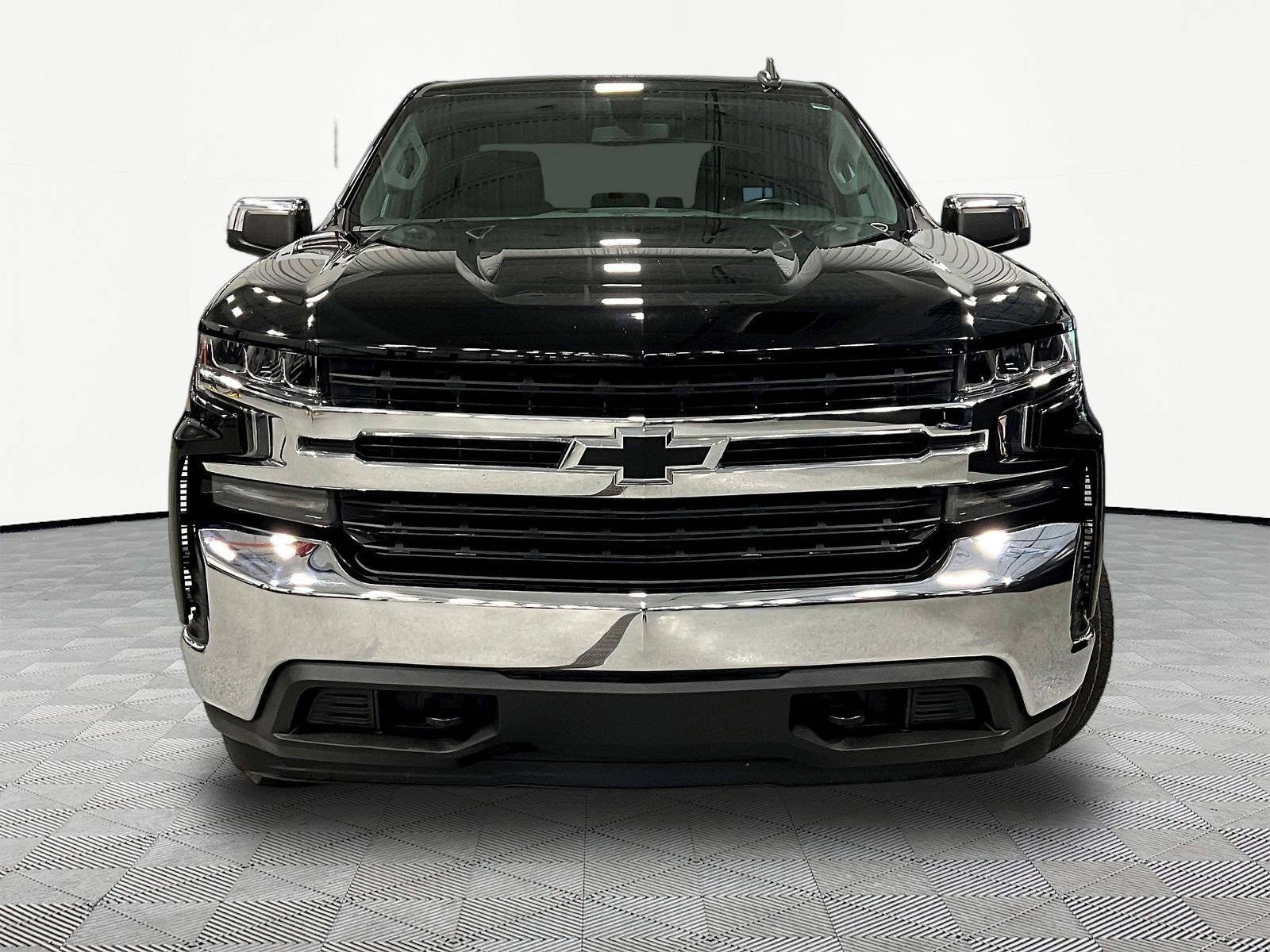 Used 2021 Chevrolet Silverado 1500 LT w/ Bed Protection Package AWD/4WD image 2