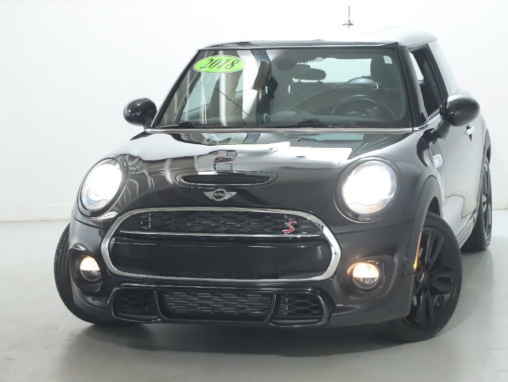 Used 2018 MINI Cooper S FWD image 4