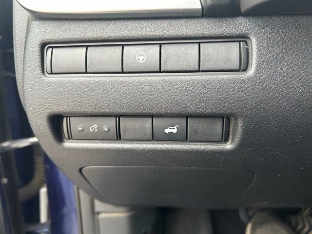 Used 2021 Nissan Rogue SV w/ Premium Package image 17