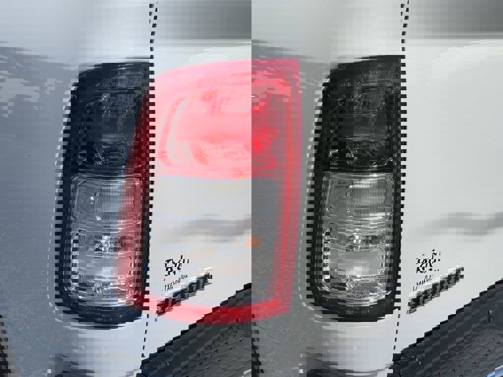 Used 2022 RAM 2500 Big Horn image 8