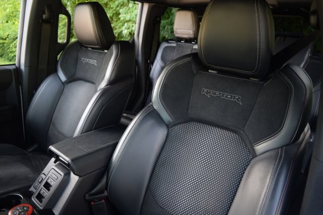 Used 2025 Ford Bronco Raptor w/ Interior Carbon Fiber Pack AWD/4WD image 20