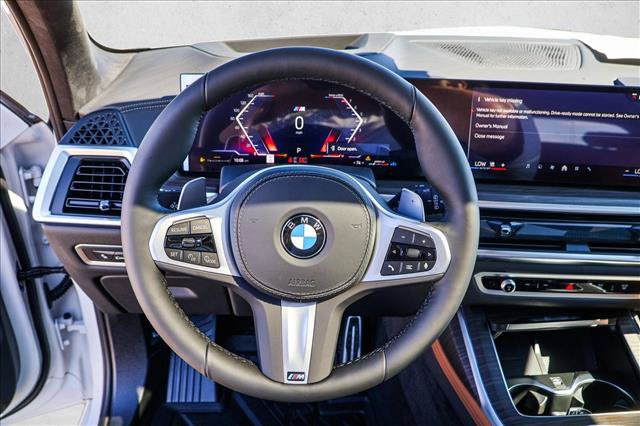 New 2027 BMW X7 xDrive40i w/ M Sport Package AWD/4WD image 13