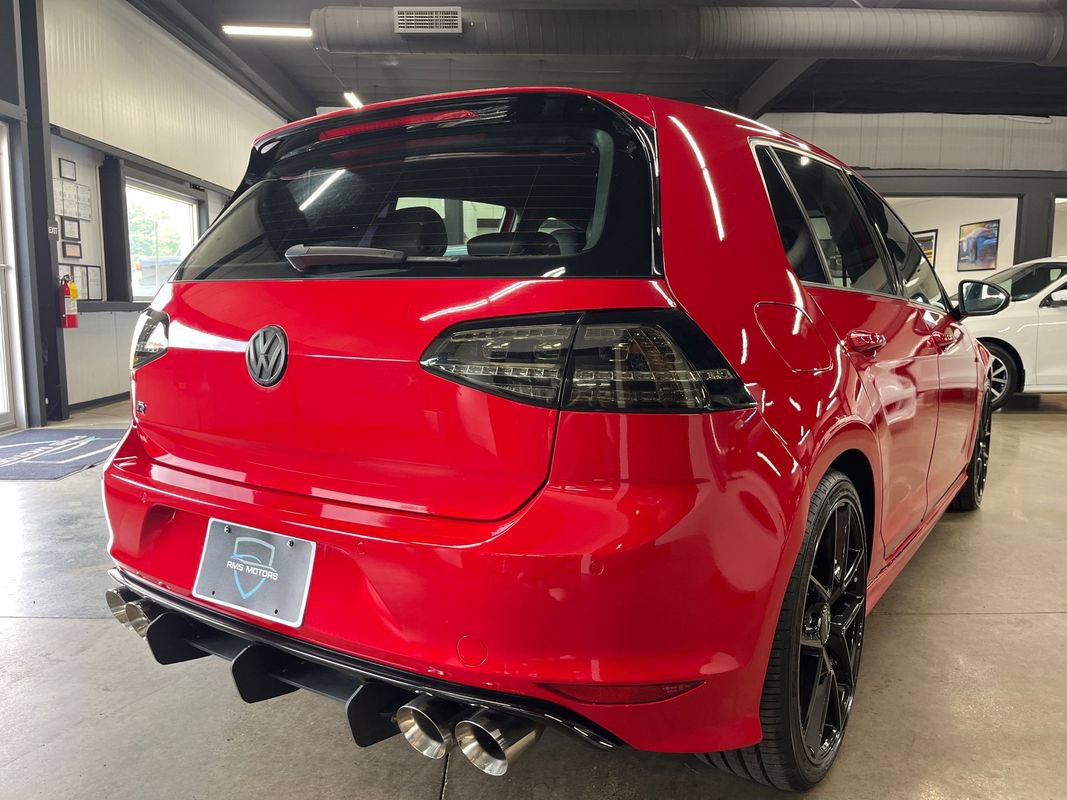 Used 2015 Volkswagen Golf R 4-Door AWD/4WD image 14