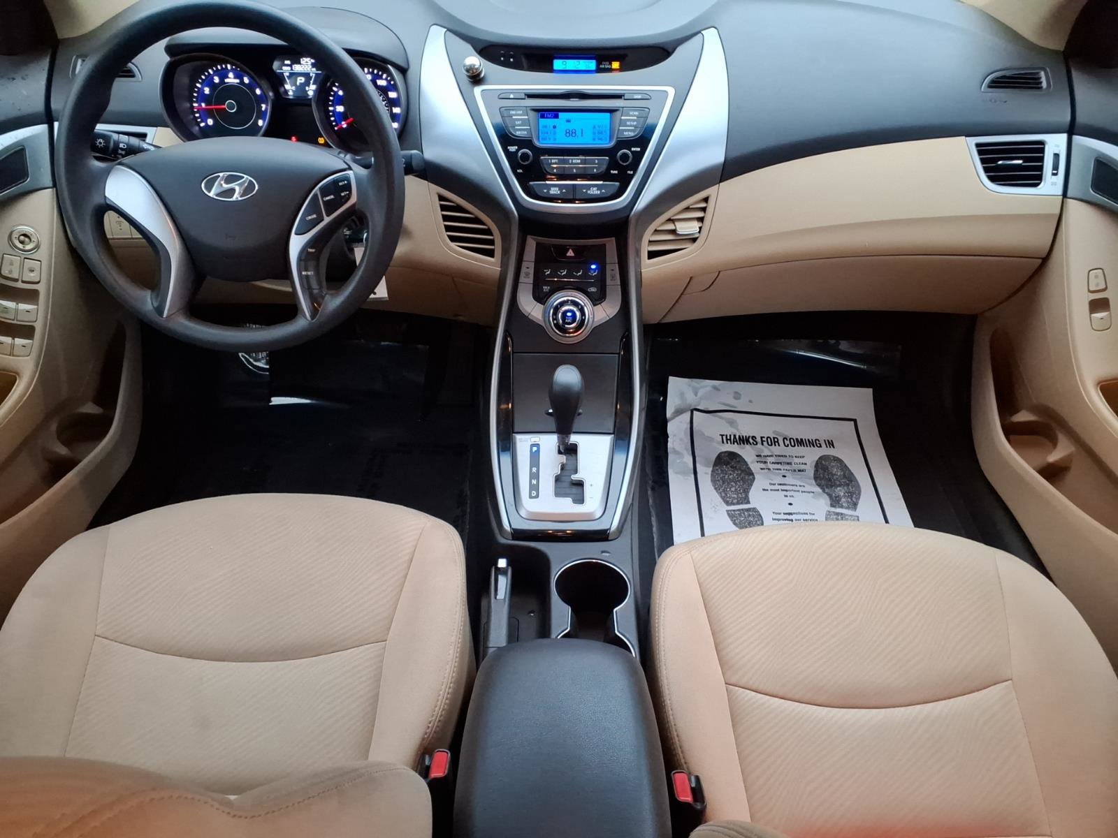 Used 2013 Hyundai Elantra GLS image 10