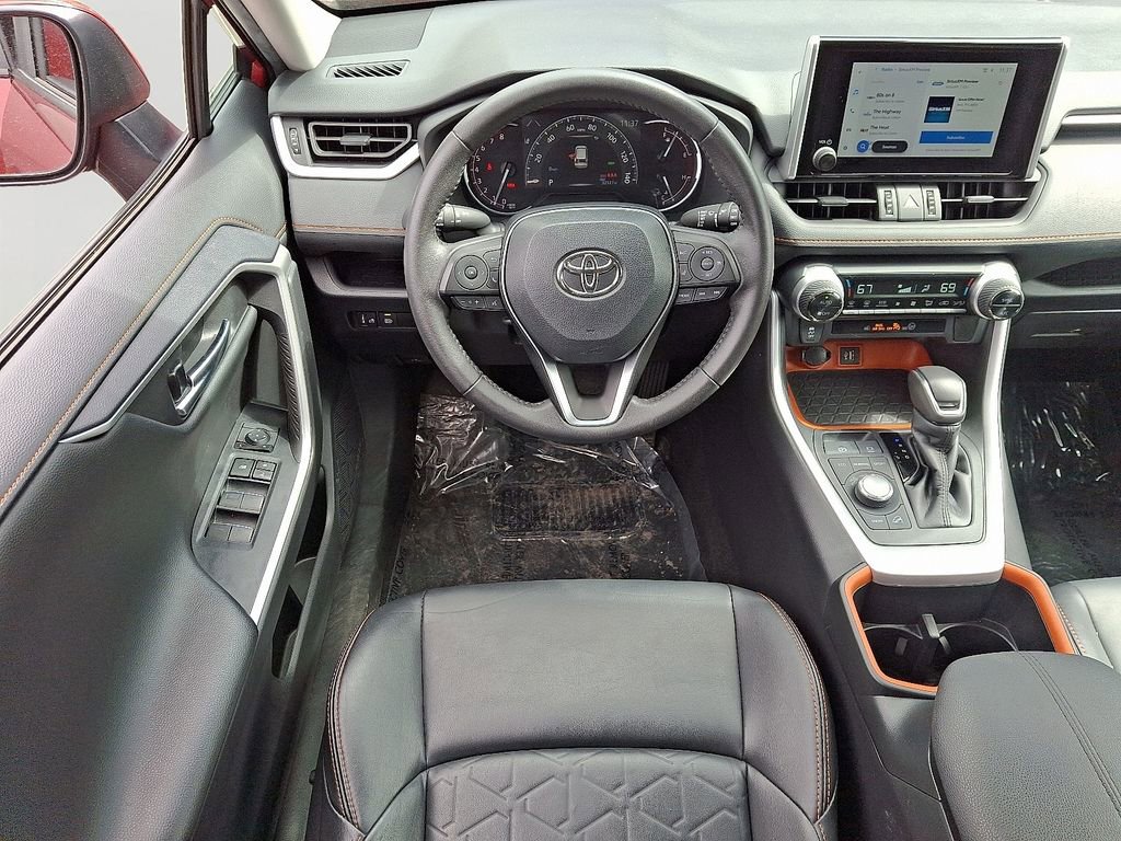 Used 2024 Toyota RAV4 Adventure image 12