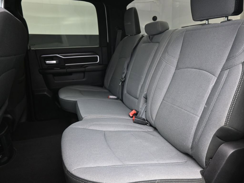 Used 2024 RAM 2500 Big Horn image 10