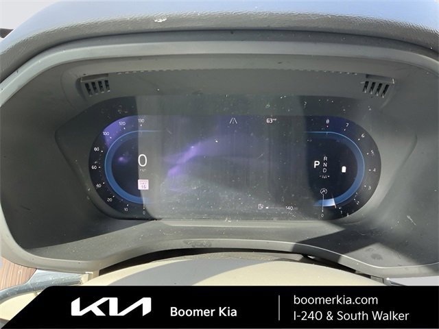 Used 2022 Volvo XC60 B5 Momentum image 22