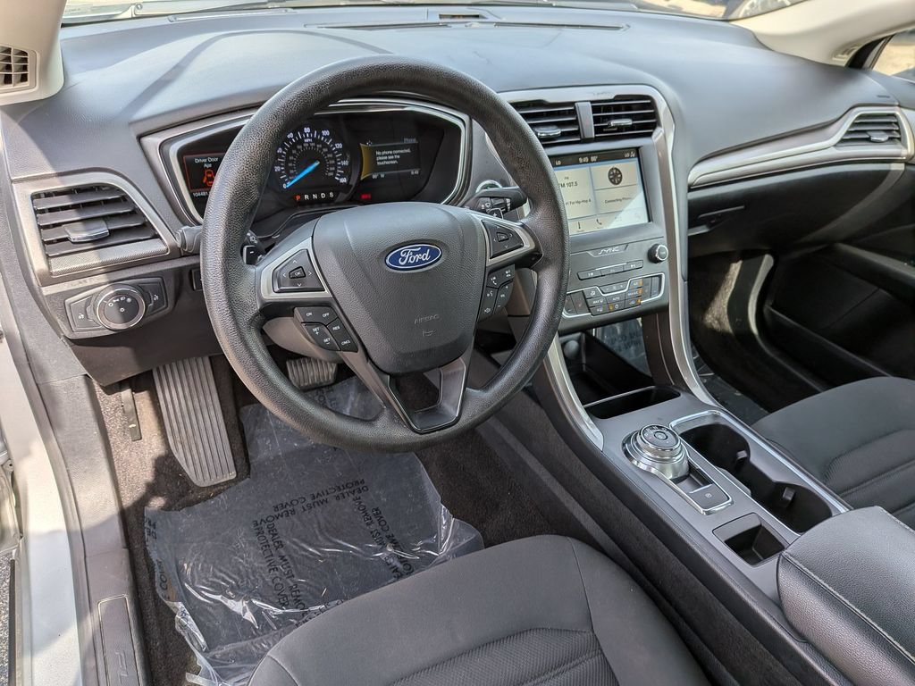 Used 2019 Ford Fusion SE AWD/4WD image 17