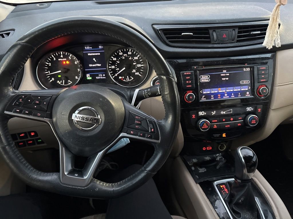 Used 2018 Nissan Rogue SV w/ Premium Package image 21