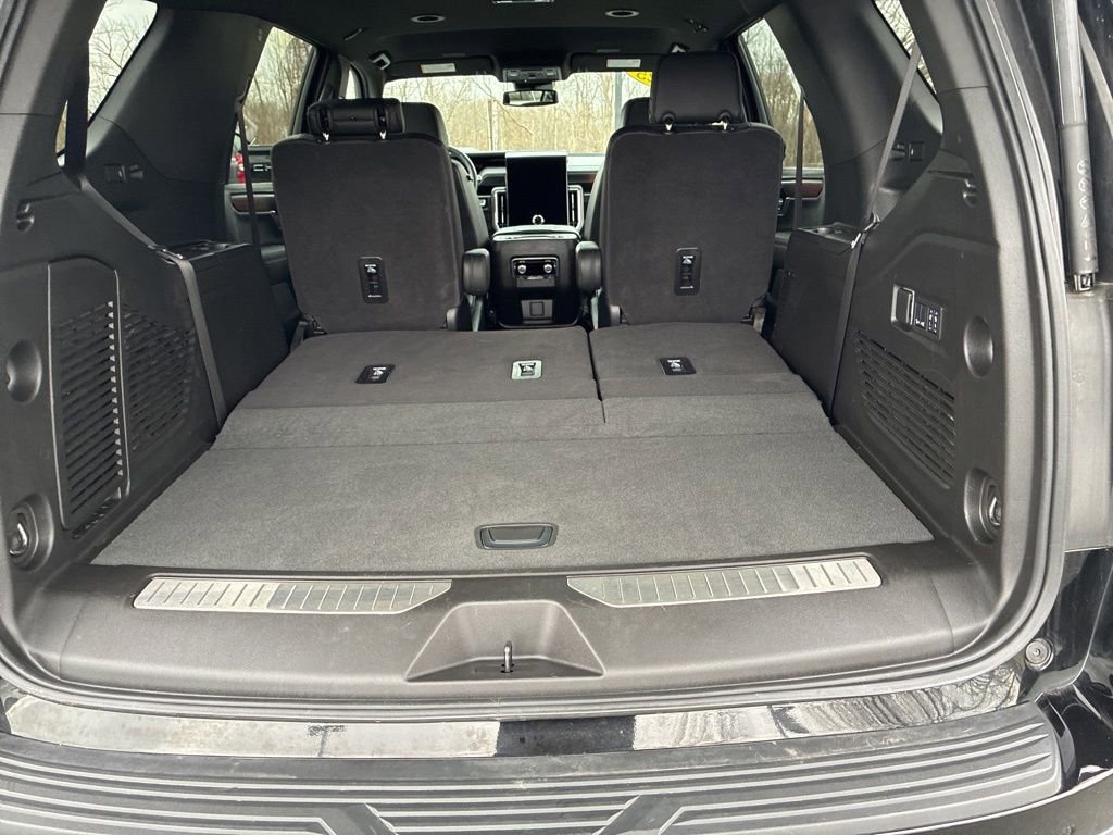 Used 2025 GMC Yukon Denali image 34
