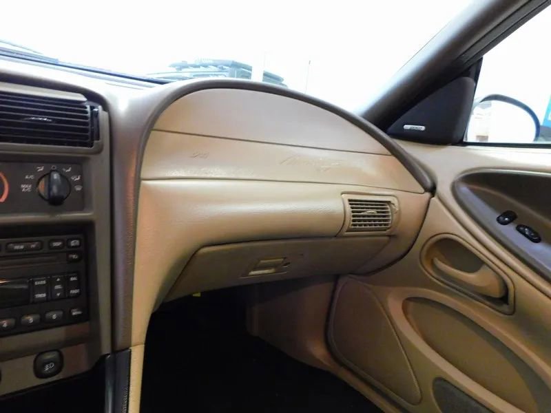 Used 2001 Ford Mustang GT image 27